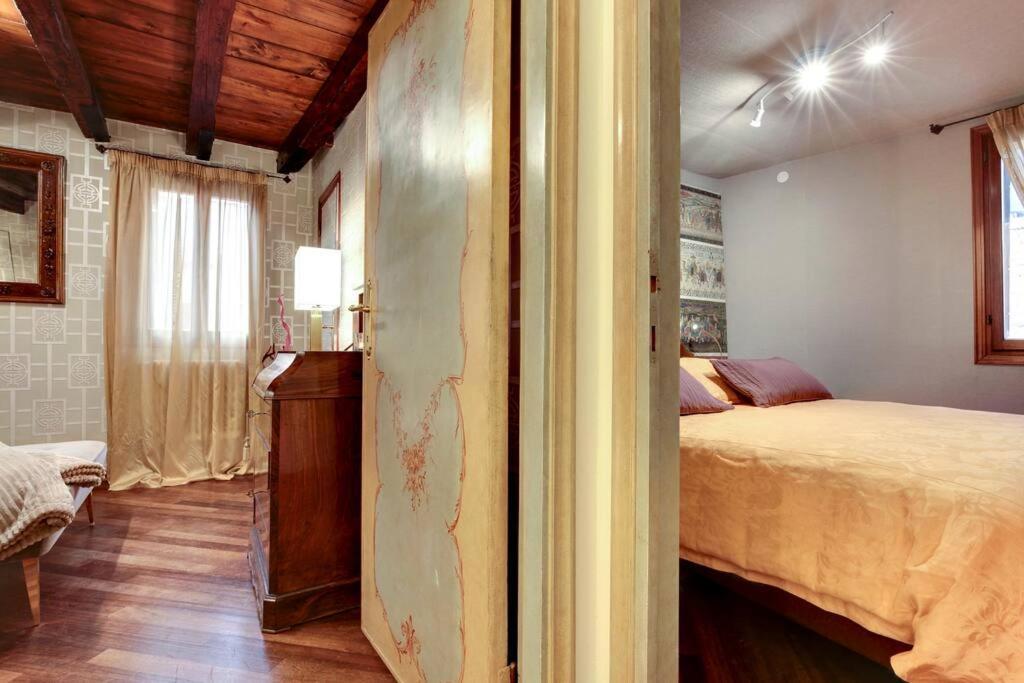 Ca Dei Zoti3 With Luggage Room Venedig Exteriör bild